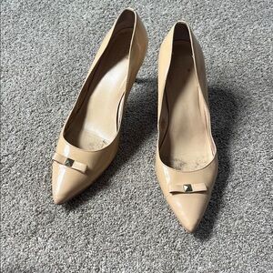 kate spade sz9.5 Patent Nude Embellished pumps 3.5 inch heels FAIR CONDITION
